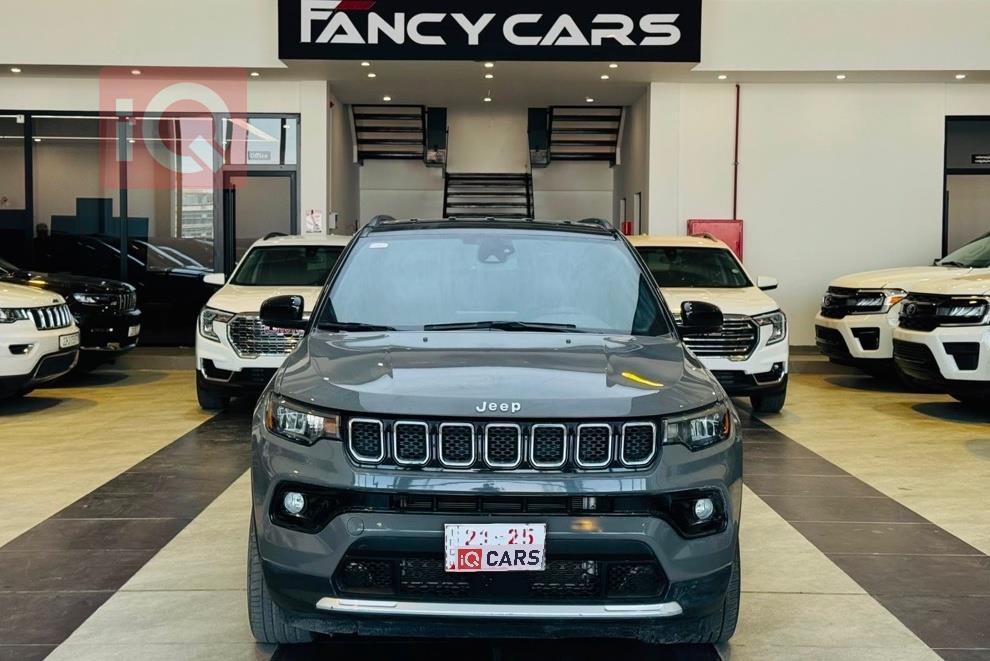 https://cdn.iqcars.ioc6070591-54d2-43d9-bfd1-00654705f84f_0.jpg